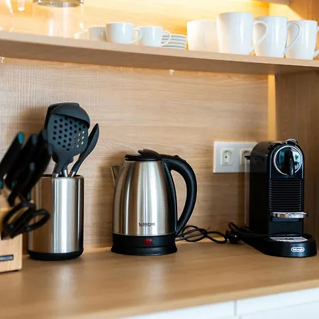 Villa Saras Village *