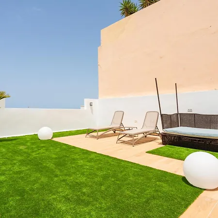 Saras Village * Costa Adeje (Tenerife)