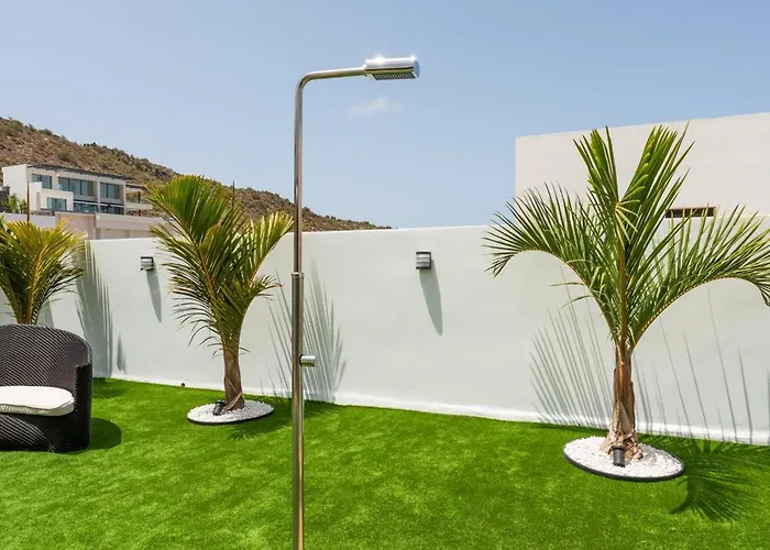 빌라 Saras Village 아데제